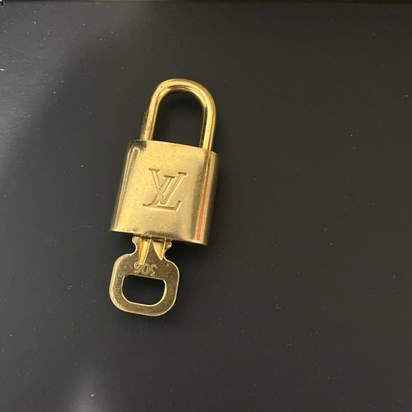 Louis Vuitton brass lock and key #306 Authentic - Picture 3 of 3